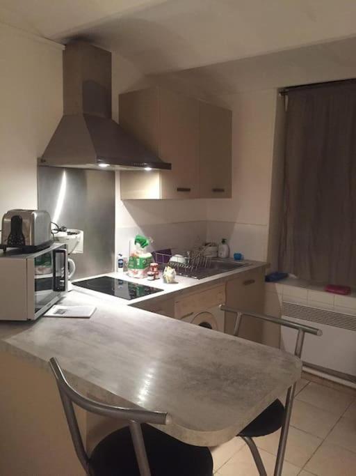 Fabienne Cote Jardins De La Fontaine Apartment Nimes Exterior photo
